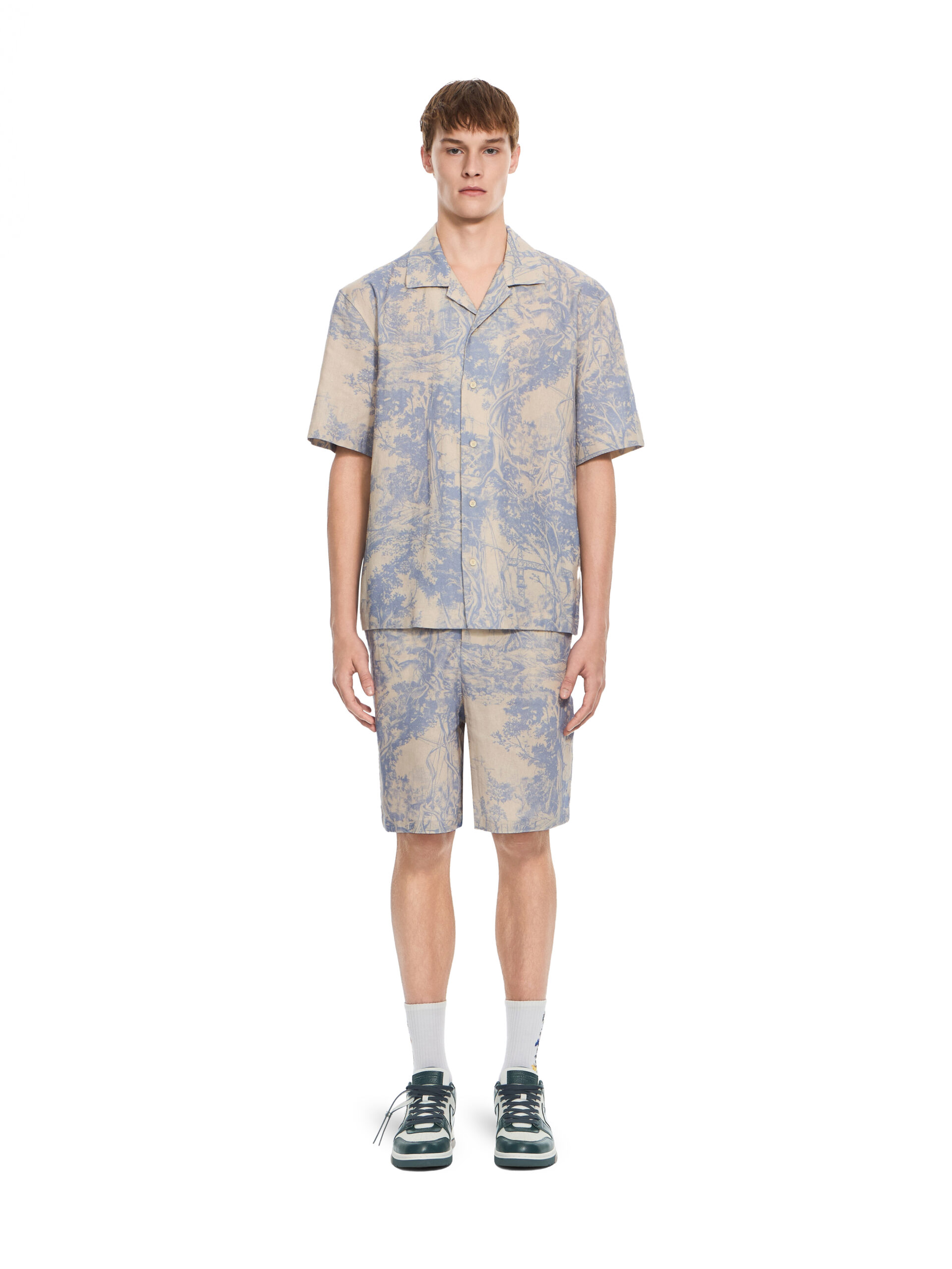 44MGG01QF26F007_050_0